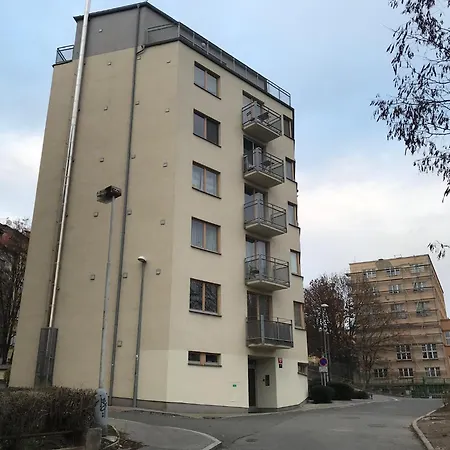 Cosy&sunny Flat, Center 10min, Park 3min, Baby Cot, Free Weekend Parking Appartement *